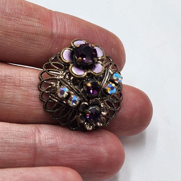 Vintage Ornate Rhinestone Flower Pierced Post Earrings Purple AB Cluster Pretty - Picture 2 of 5